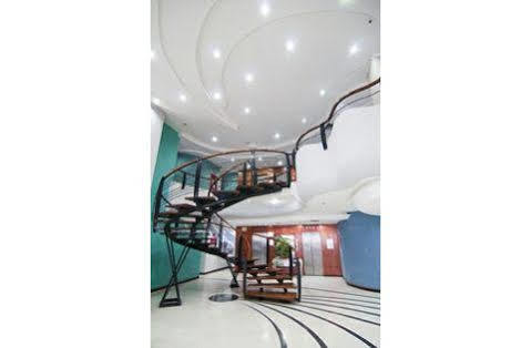 Chacao Cumberland Hotel